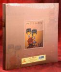 [357] 35�Premio:Album portafoto 30x30 Red
